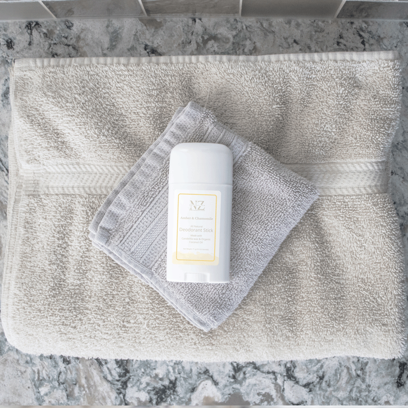 The warm, sensual and exotic notes of Amber mingle with the subtle sweet apple and straw notes of the finest Roman Chamomile. Our natural deodorant promotes healthy skin and relieves skin irritation with its anti-inflammatory and antibacterial properties. Try a natural deodorant that works.