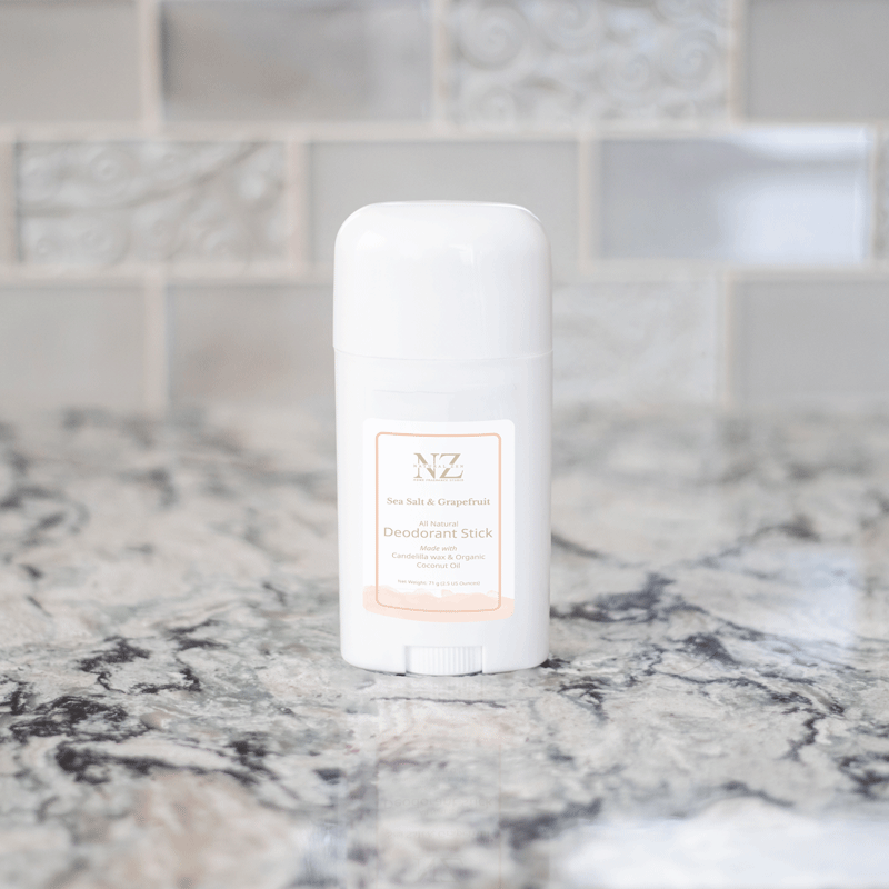 This natural deodorant has a fresh zip of salty sea breeze and coastal flora alluring blended with the uplifting and energy boosting notes of grapefruit. Our Ocean Breeze is well loved for its fresh invigorating notes, its mood enhancing benefits and it is a natural deodorizer. We have paired it with Grapefruit